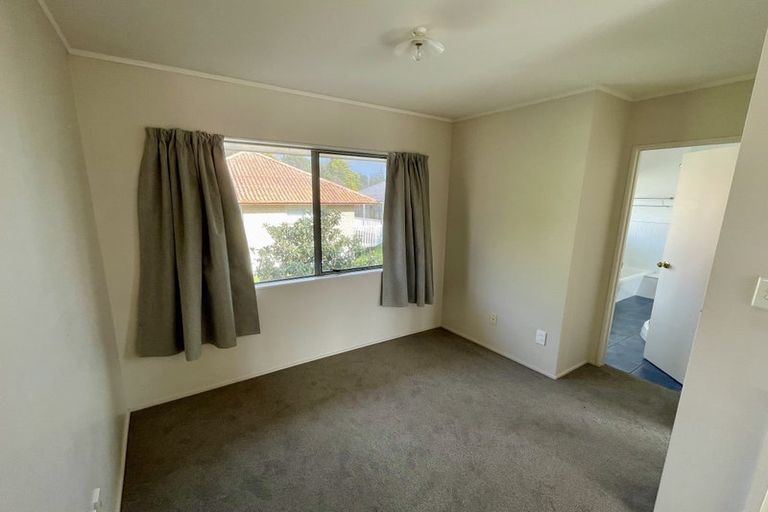 Photo of property in 3/8 Solana Court, Botany Downs, Auckland, 2010