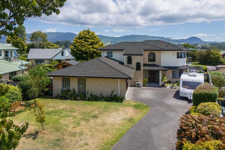 Photo of property in 12 Belmont Rise, Katikati, 3129