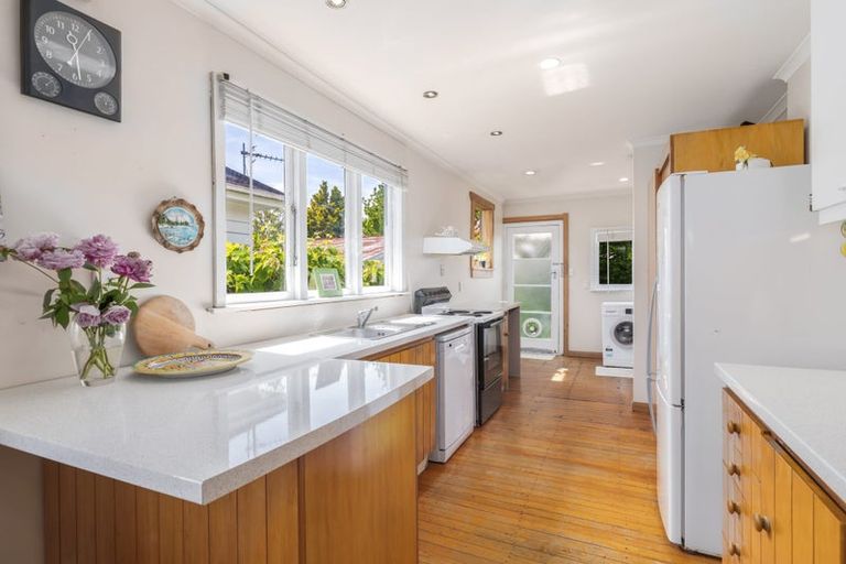 Photo of property in 24 Jennifer Street, Bryndwr, Christchurch, 8053