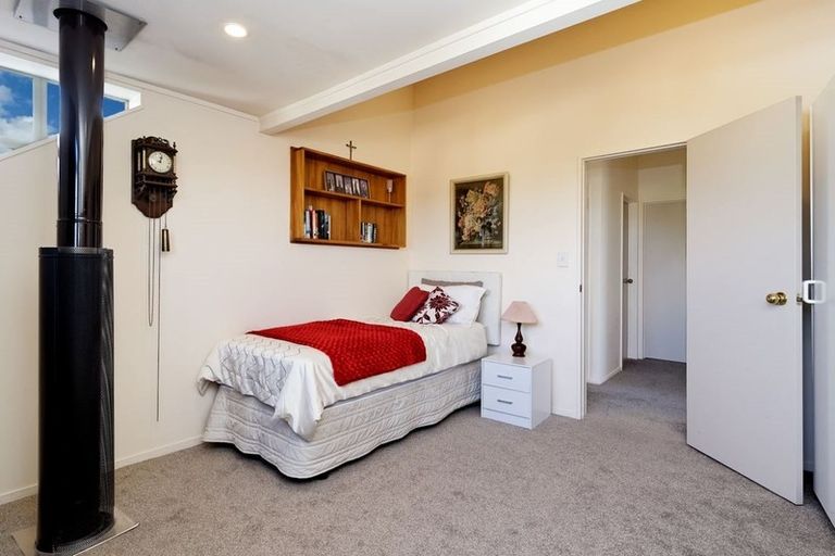 Photo of property in 79 Royal Road, Massey, Auckland, 0614