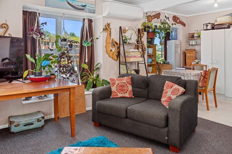 Photo of property in 14a Raurimu Avenue, Onerahi, Whangarei, 0110