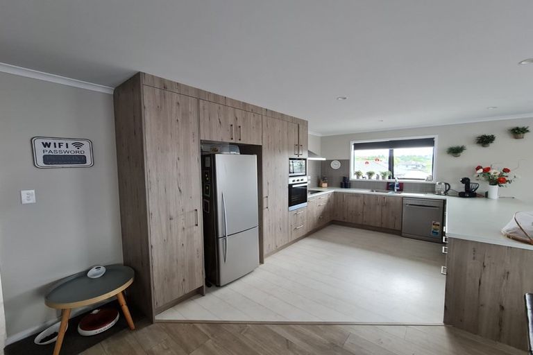 Photo of property in 16 Watene Way, Welcome Bay, Tauranga, 3112