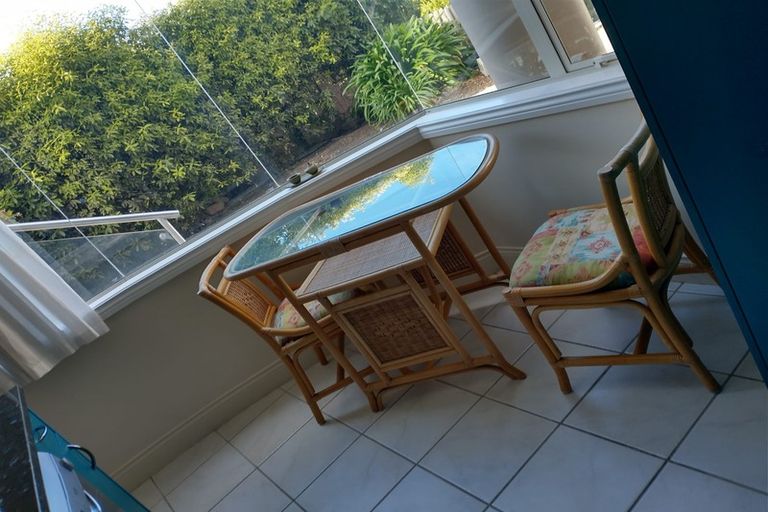 Photo of property in 87a Moncks Spur Road, Redcliffs, Christchurch, 8081