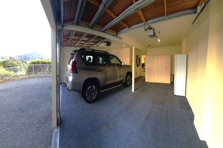 Photo of property in 39 Motuhoa Road, Tairua, 3508