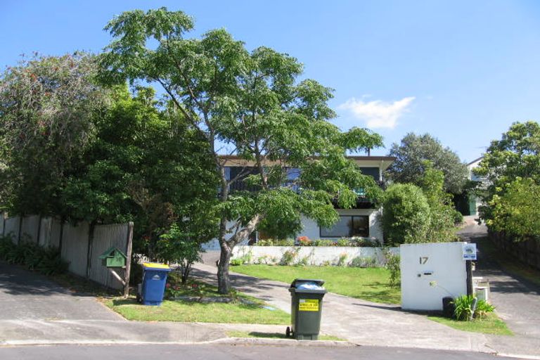 Photo of property in 17 Elmira Place, Browns Bay, Auckland, 0630