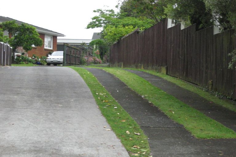 Photo of property in 24 Kea Place, Mangere Bridge, Auckland, 2022