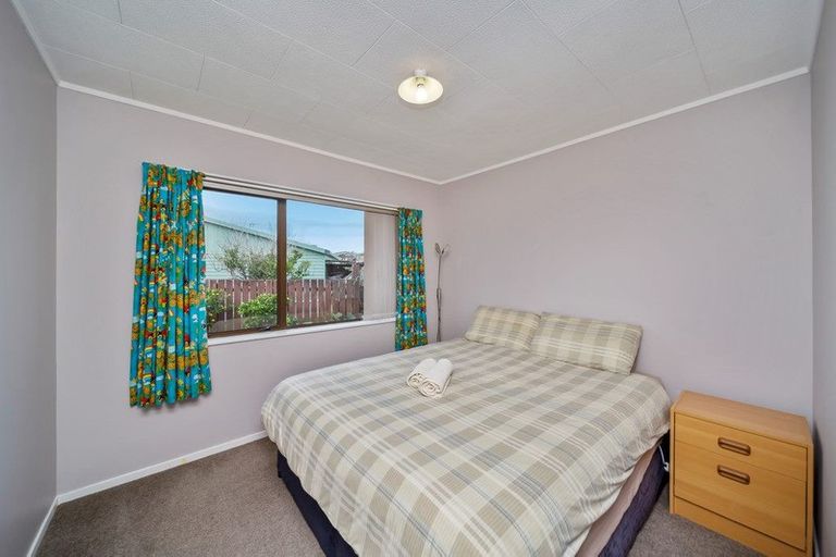 Photo of property in 31 Tiverton Crescent, Whalers Gate, New Plymouth, 4310