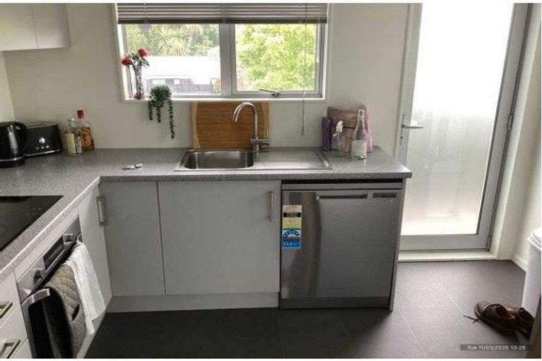 Photo of property in 4/20 Hurley Street, Christchurch Central, Christchurch, 8011