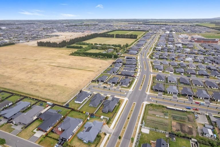 Photo of property in 160 Faringdon Boulevard, Rolleston, 7615