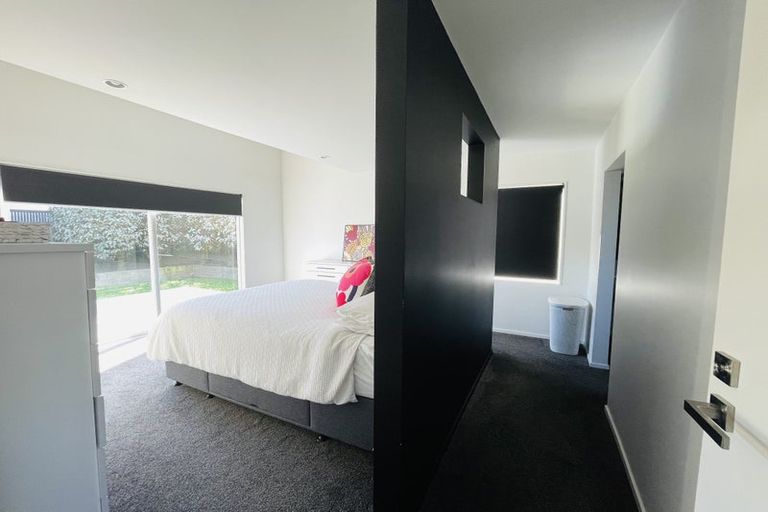 Photo of property in 10a Yeovil Place, St Albans, Christchurch, 8052