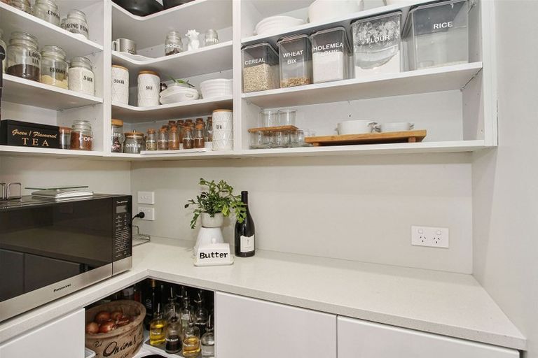 Photo of property in 28a Torkar Road, Clarks Beach, 2122