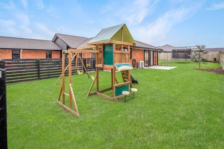 Photo of property in 19 O'sullivan Drive, Matamata, 3400