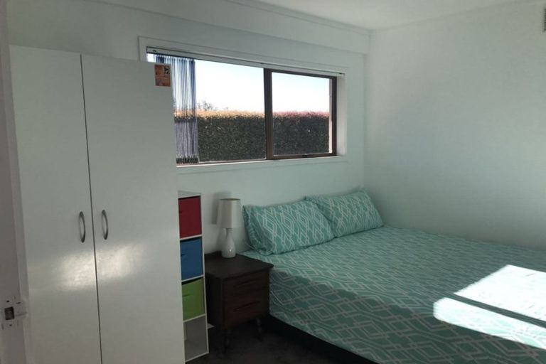 Photo of property in 1/17 Portobello Place, Torbay, Auckland, 0630