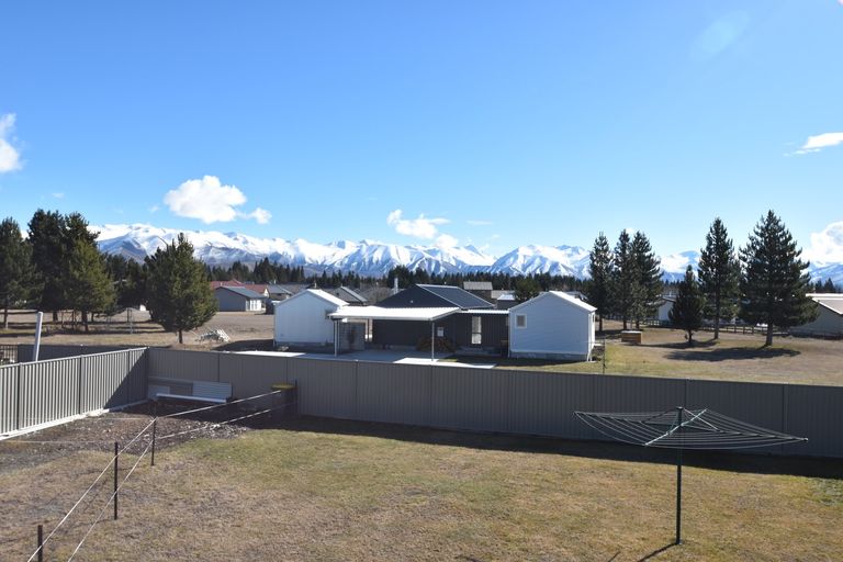 Photo of property in 45 Braemar Place, Twizel, 7901