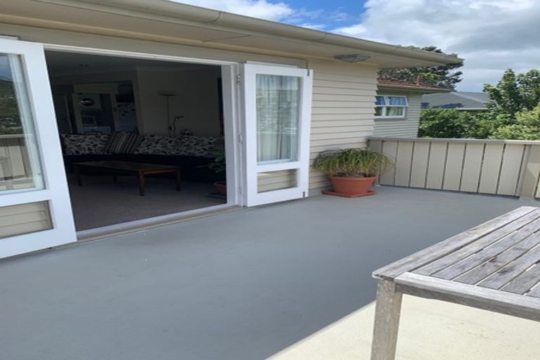 Photo of property in 7 Birch Street, Johnsonville, Wellington, 6037