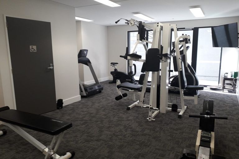 Photo of property in West Fitzroy, 5a/66 Armagh Street, Christchurch Central, Christchurch, 8013