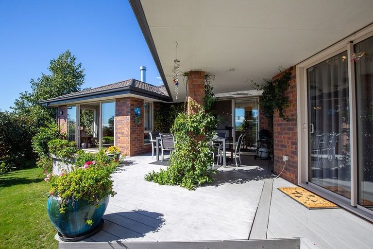 Photo of property in 16 Highland Drive, Richmond, 7020