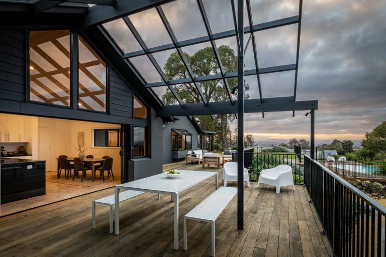 Photo of property in 115 Te Mata Peak Road, Havelock North, 4130