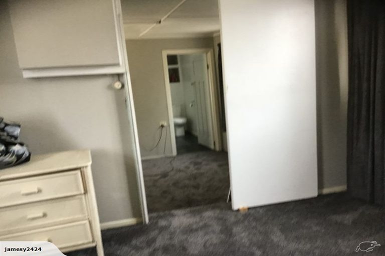 Photo of property in 39 Sutherland Road, Point Chevalier, Auckland, 1025