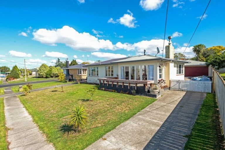 Photo of property in 28 Mcclure Street, Feilding, 4702