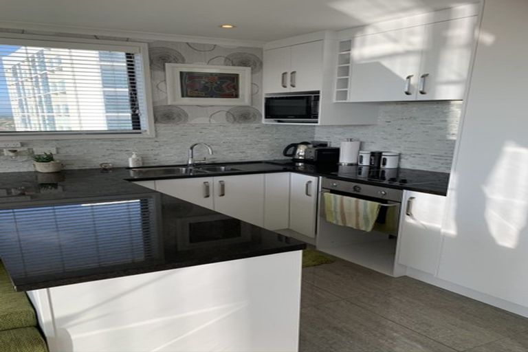Photo of property in The Rennaissance, 16i/18 Ronwood Avenue, Manukau, Auckland, 2104