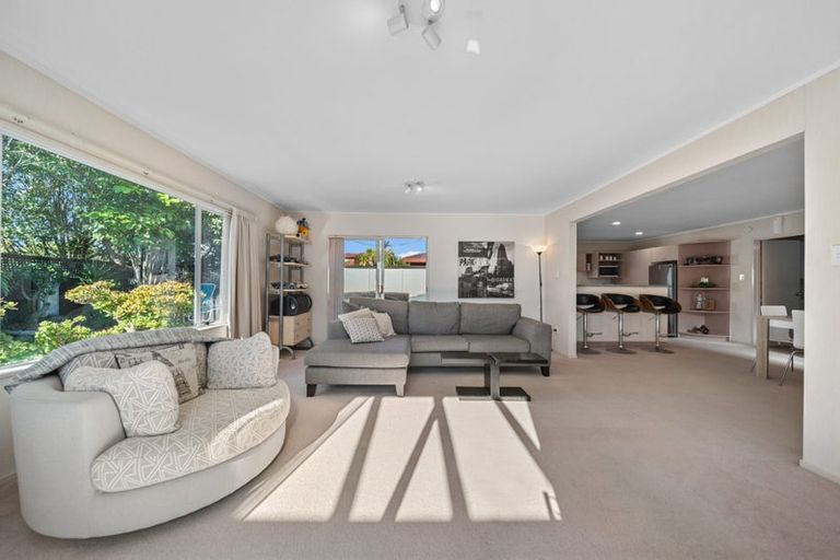 Photo of property in 1/7 Camden Place, Papatoetoe, Auckland, 2025