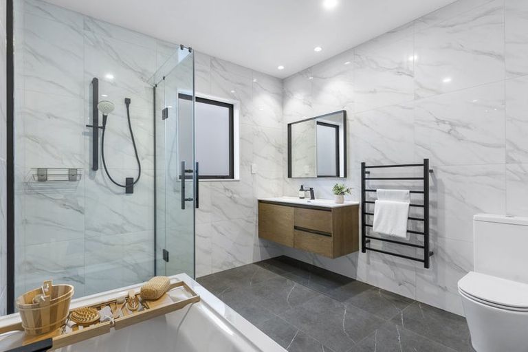 Photo of property in 30c Francis Street, Hauraki, Auckland, 0622