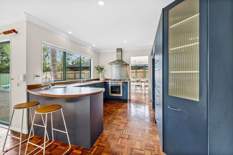 Photo of property in 20 Ardkeen Place, East Tamaki, Auckland, 2016