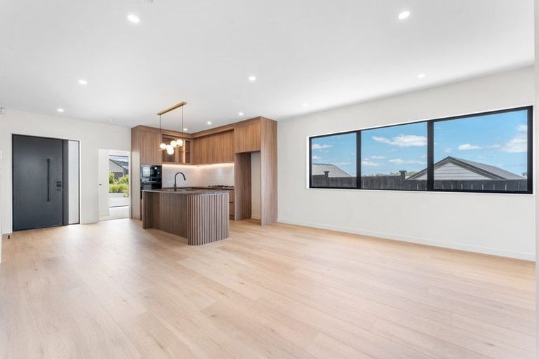 Photo of property in 6 Ngarara Court, Warkworth, 0985