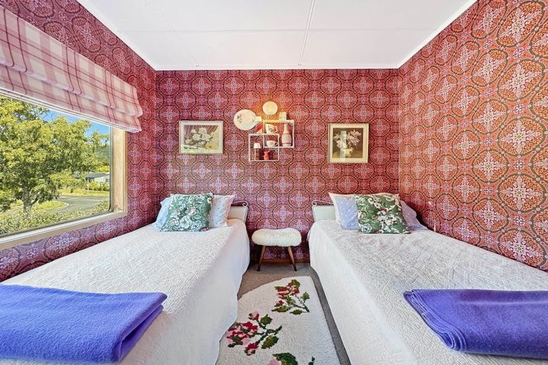 Photo of property in 82 Marina Terrace, Kinloch, Taupo, 3377