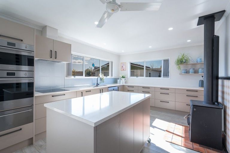 Photo of property in 6 Waimea West Road, Brightwater, 7022