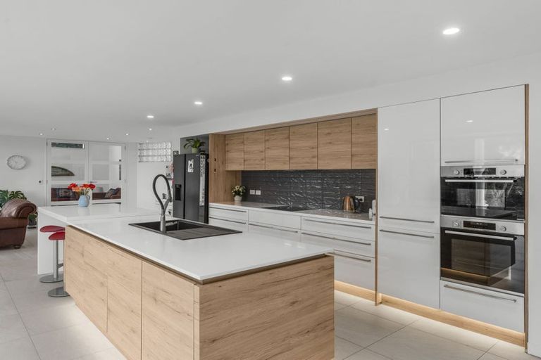 Photo of property in 35 Major Aitken Drive, Huntsbury, Christchurch, 8022