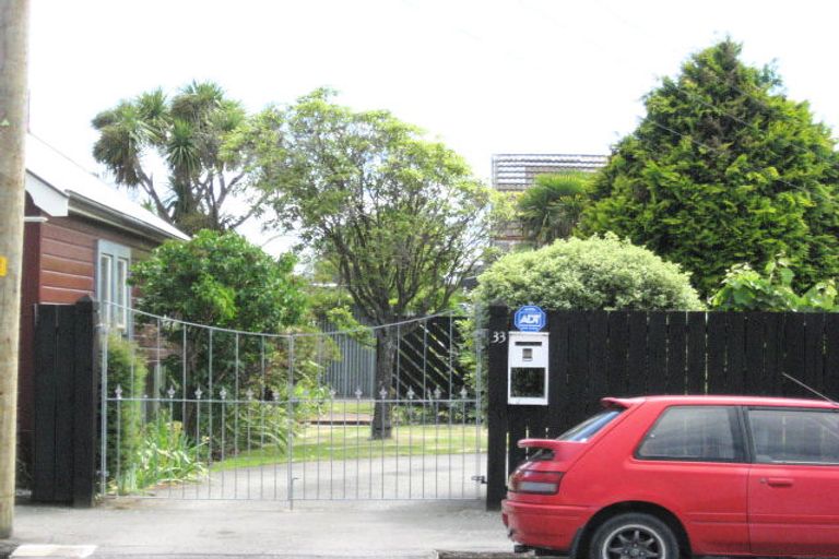 Photo of property in 33 Dryden Street, Sumner, Christchurch, 8081
