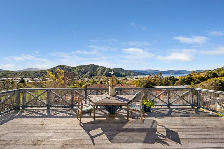 Photo of property in 45 Boons Valley Road, Waikawa, Picton, 7220