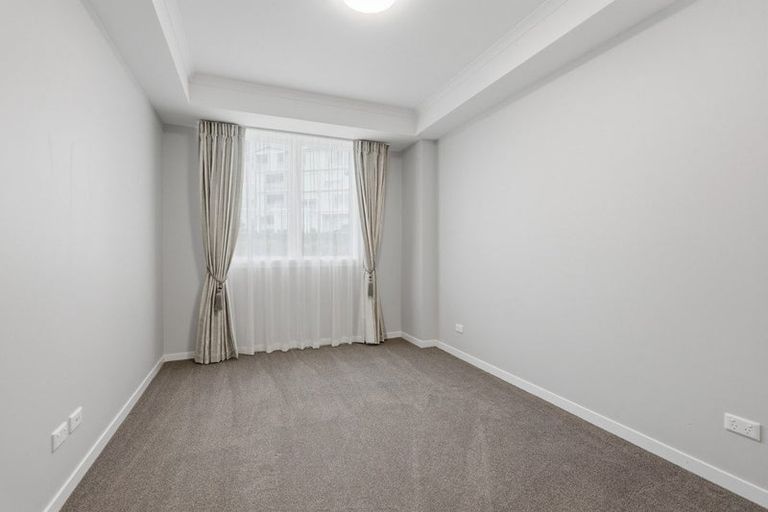 Photo of property in 140 Eaves Bush Parade, Orewa, 0931