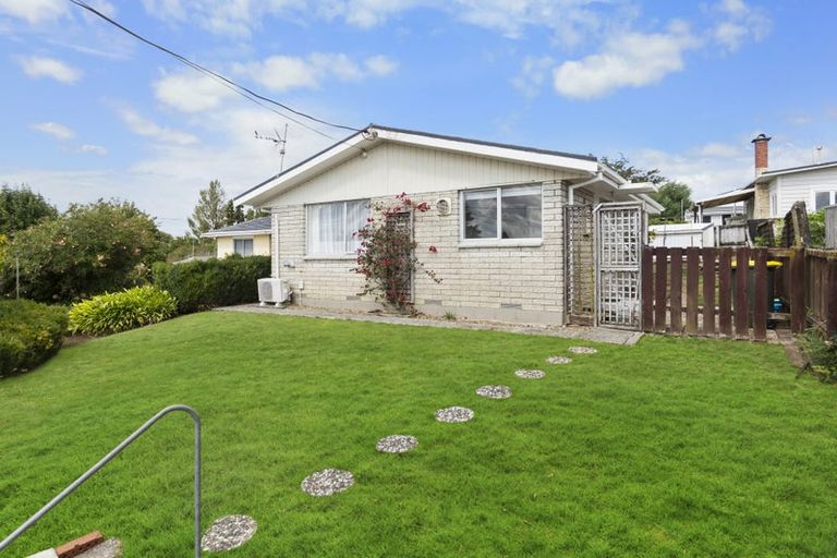 Photo of property in 73 Tuhikaramea Road, Dinsdale, Hamilton, 3204