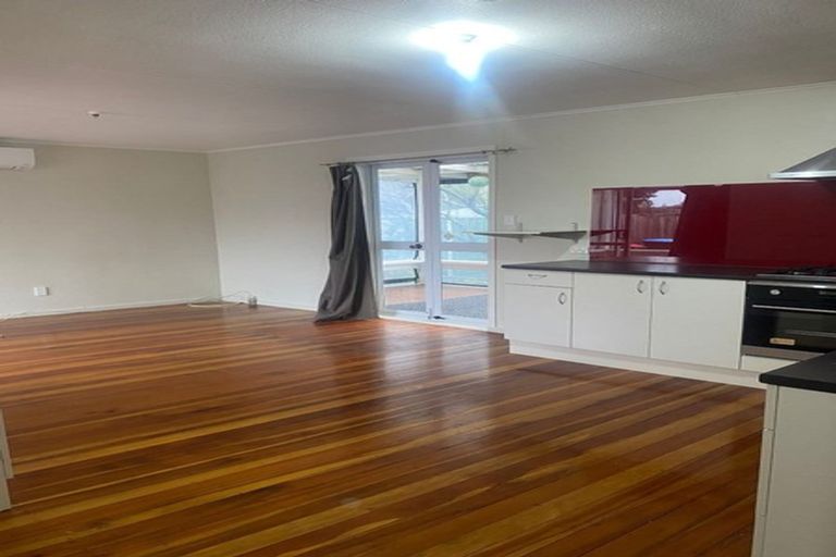 Photo of property in 11b Bass Road, Mount Wellington, Auckland, 1060