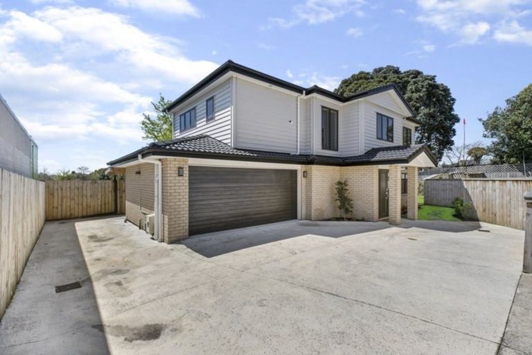 Photo of property in 15c Omana Road, Papatoetoe, Auckland, 2025