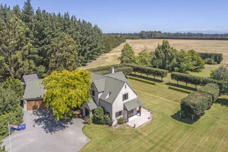 Photo of property in 1499 Tram Road, Swannanoa, Rangiora, 7475