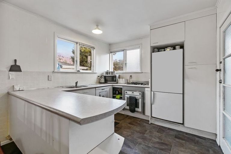 Photo of property in 11 Mail Avenue, Weymouth, Auckland, 2103