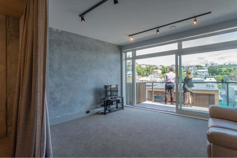Photo of property in Vedado Apartments, 308/41 Hopper Street, Mount Cook, Wellington, 6011