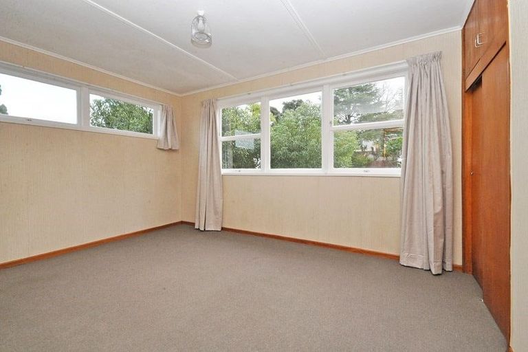 Photo of property in 19 Matama Road, Glen Eden, Auckland, 0602