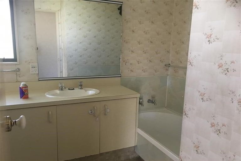 Photo of property in 15 Ferndown Close, Brookfield, Tauranga, 3110