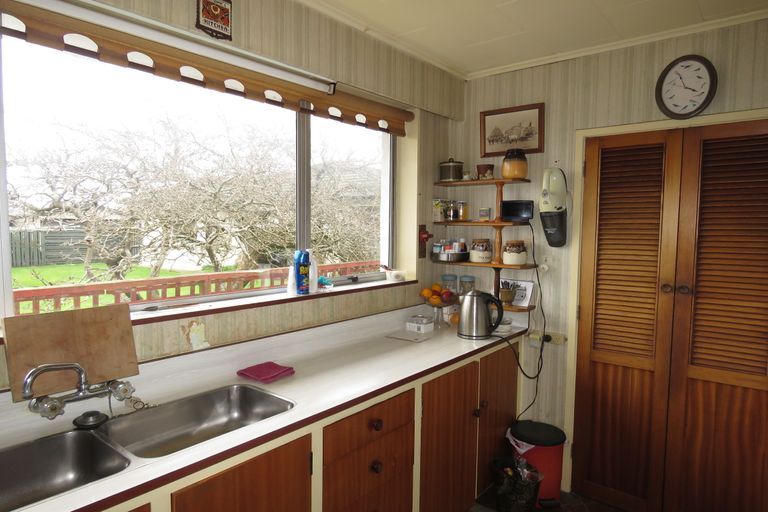 Photo of property in 61 Clifton Street, Windsor, Invercargill, 9810