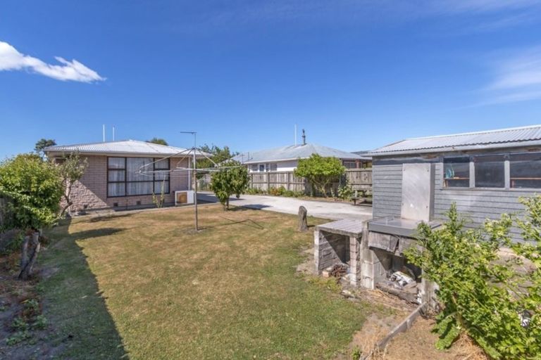 Photo of property in 62 Kathleen Crescent, Hornby, Christchurch, 8042