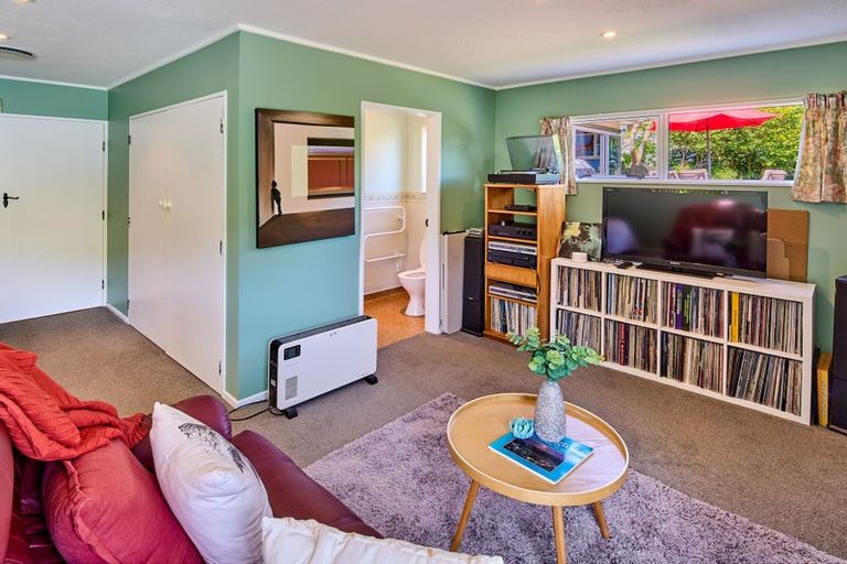 Photo of property in 7 Tui Terrace, Tawa, Wellington, 5028