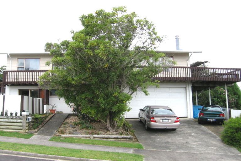 Photo of property in 26 Jacaranda Avenue, Beach Haven, Auckland, 0626