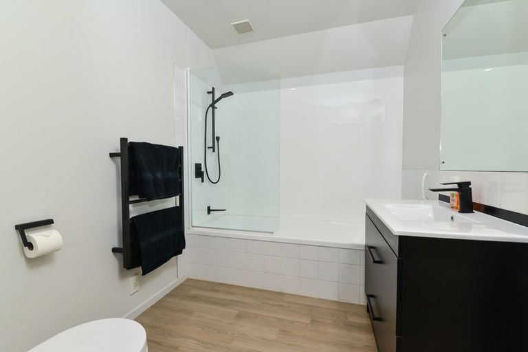 Photo of property in 2d Riro Street, Hamilton East, Hamilton, 3216