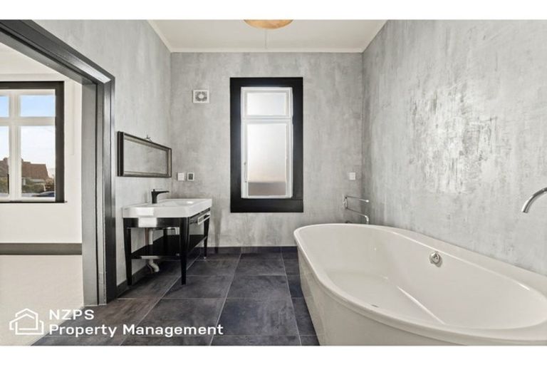 Photo of property in 9 Allandale Road, Saint Clair, Dunedin, 9012