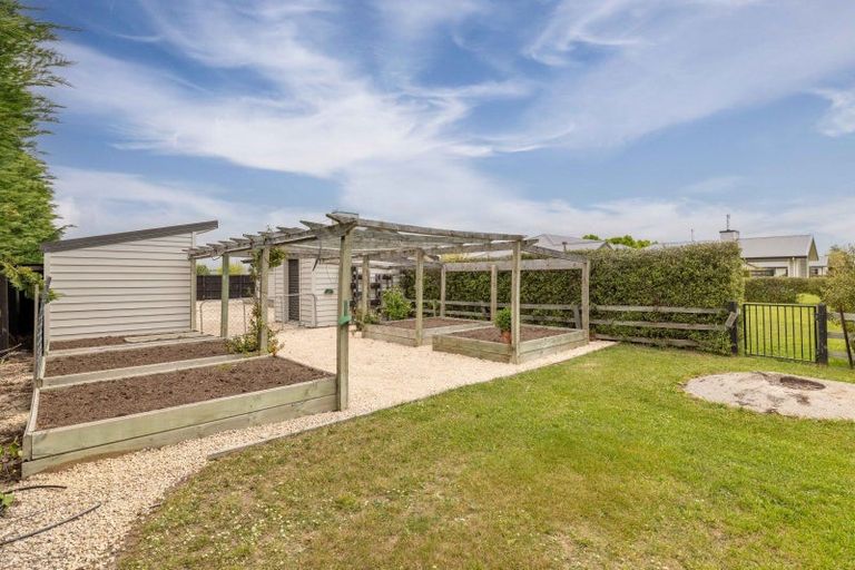 Photo of property in 22 Warwick Road, Ohoka, Rangiora, 7475